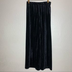 Chelsea & Violet Romantic Rebel Black Wide Leg Velour  Palazzo Pants